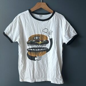 🍔 GYMBOREE tee White short sleeved tee large 10 12 boys hamburger T-shirt euc